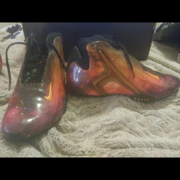 Galaxy shoes - Picture 1 of 3
